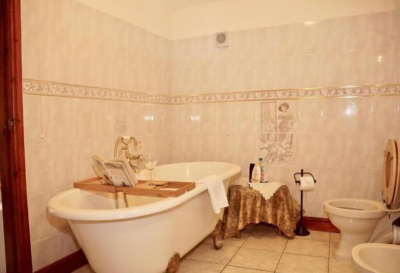 디럭스 룸, Ravencar Farm B&b