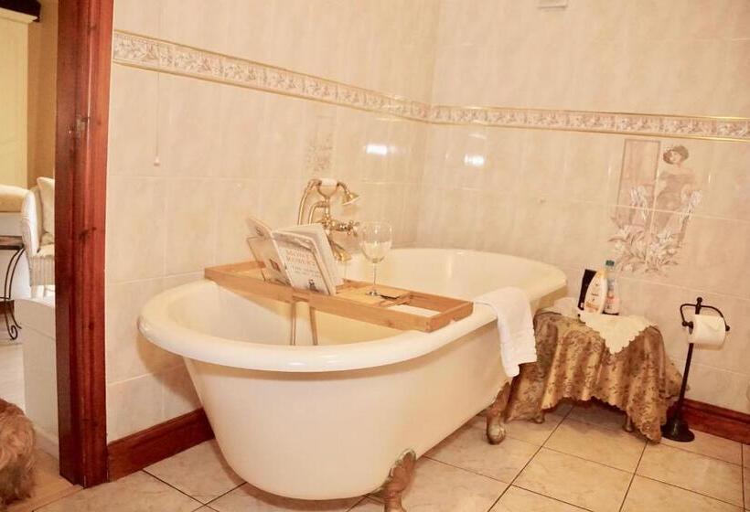 디럭스 룸, Ravencar Farm B&b