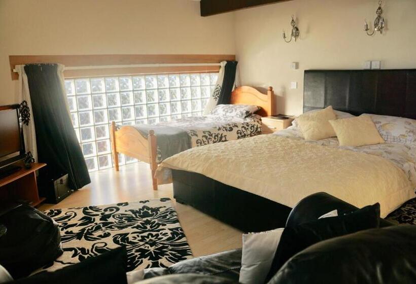 수피리어 트리플 룸, Ravencar Farm B&b