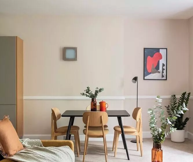 آپارتمان سوپریور 1 خوابه, Saco Bristol West India House