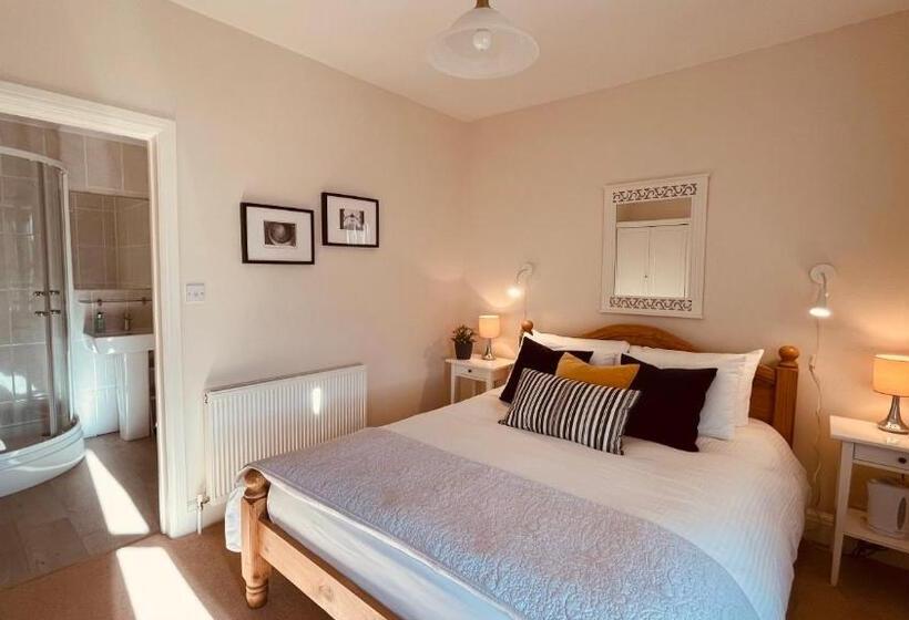 Номер Стандарт, Arbour House B&b