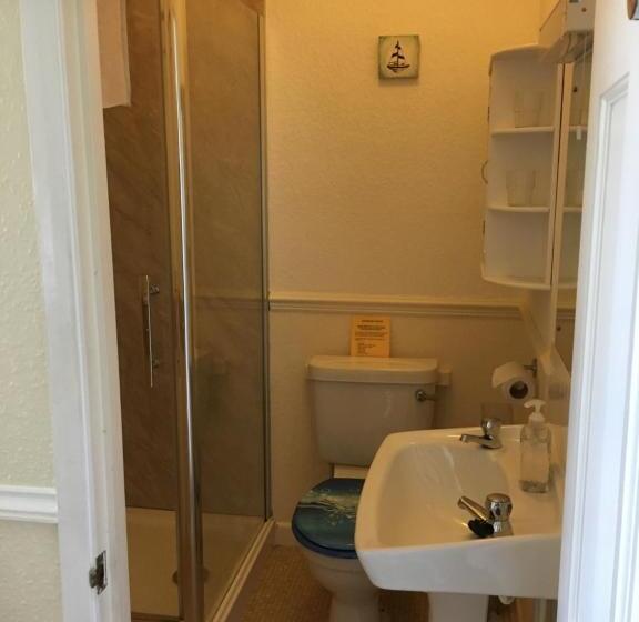 غرفة عائلية, Gainsboro Guest House