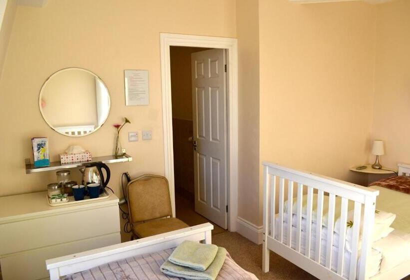 Номер Стандарт, The Avenue Bed And Breakfast