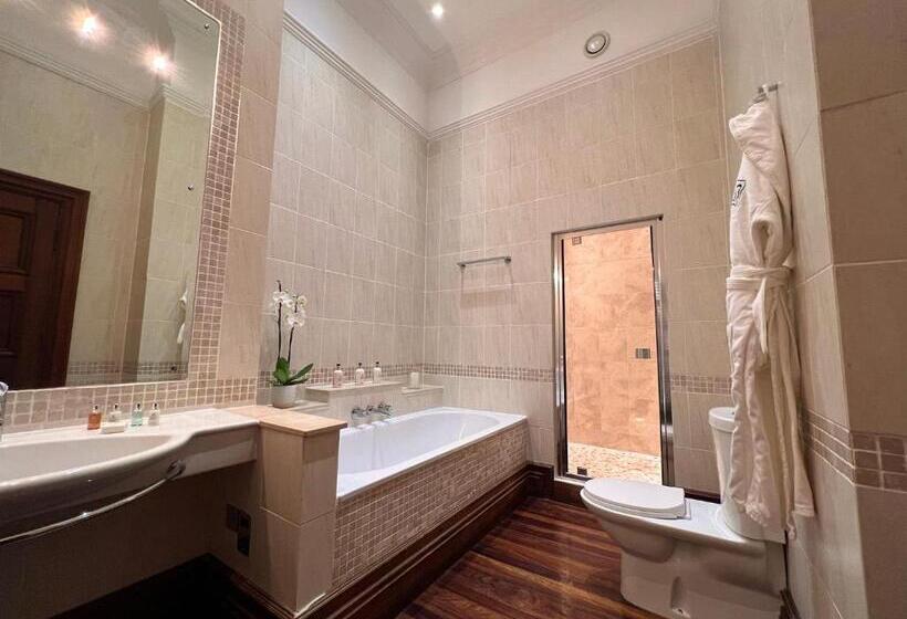 Quarto superior, Morgans