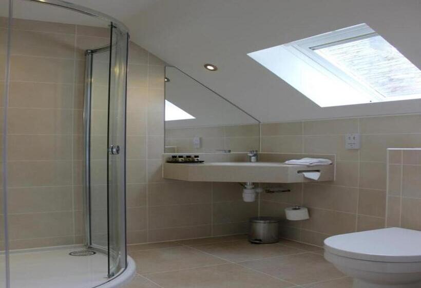 غرفة قياسية فردية, The Inn @ Y Not