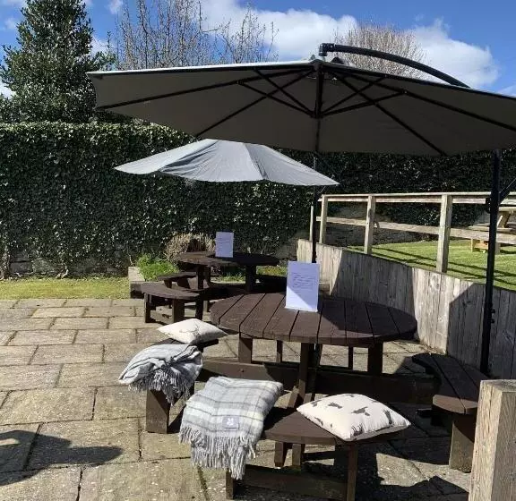 Standard Neljän Hengen Huone, Turks Head Rothbury