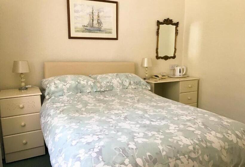 デラックスルーム, Elerkey Guest House