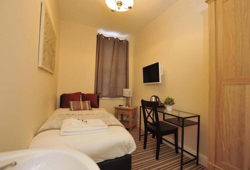 스탠다드 싱글 룸 공동욕실, Gail S Guest House