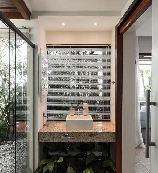 标准工作室带阳台, Morada Prainha