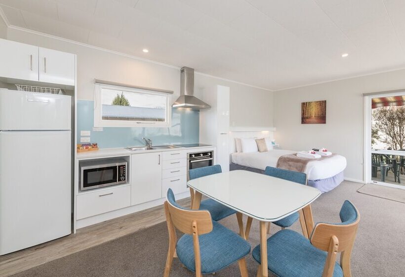 Апартаменты 1 Спальня, Abbey Court Motel