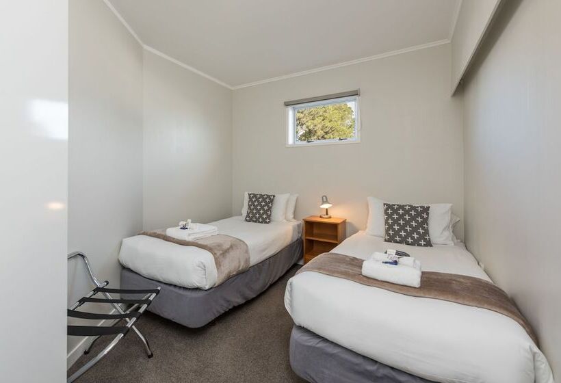 Апартаменты 1 Спальня, Abbey Court Motel