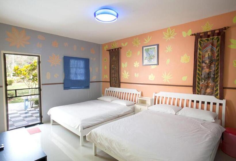 스탠다드 룸 킹사이즈 침대, Baanraisooksangchan