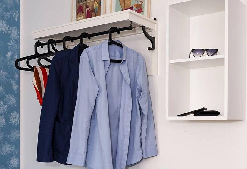 클래식 룸, Baron Beach