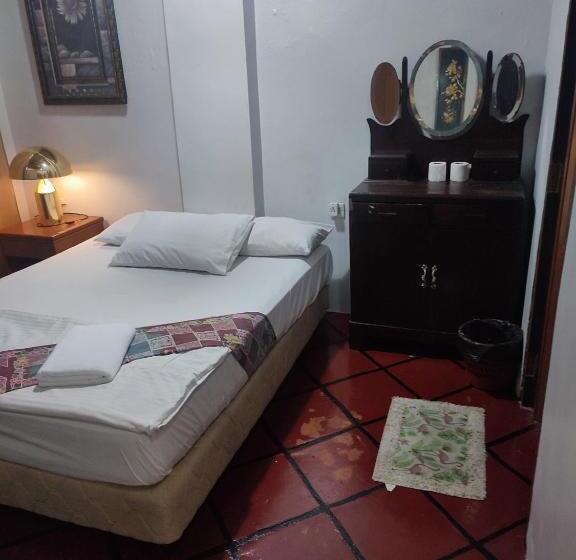 جناح سوبيريور, Cintra House