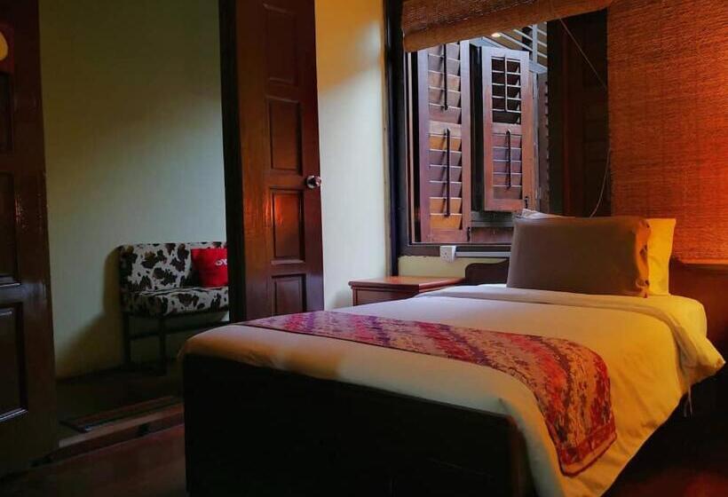 غرفة ديلوكس فردية, Cintra House