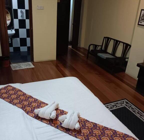 غرفة ديلوكس سرير كينج, Cintra House