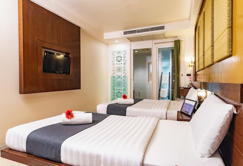 اتاق سوپریور سه تخته, D&d Inn Khaosan