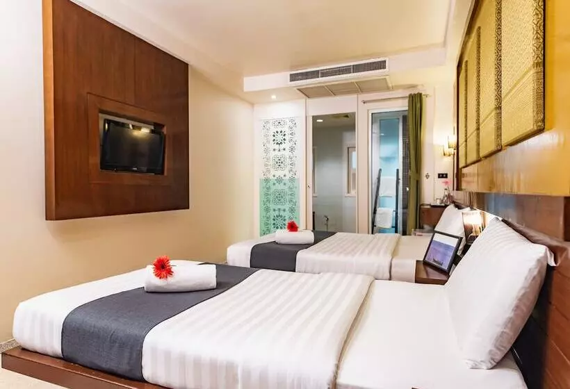 اتاق سوپریور سه تخته, D&d Inn Khaosan
