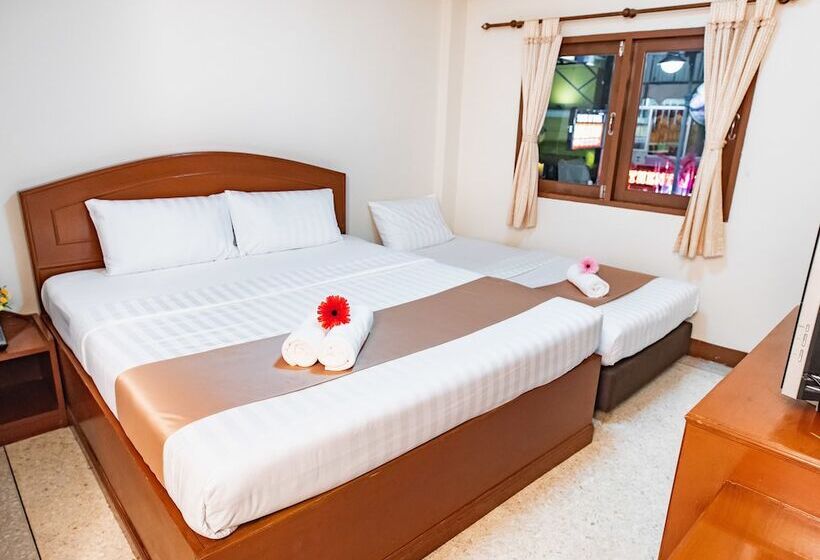 اتاق استاندارد سه نفره, D&d Inn Khaosan