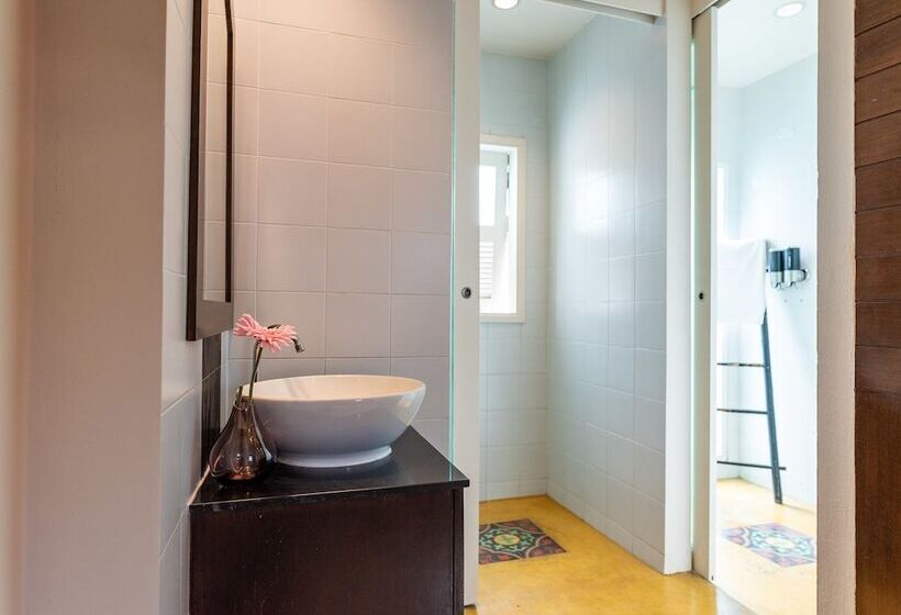 اتاق سوپریور, D&d Inn Khaosan