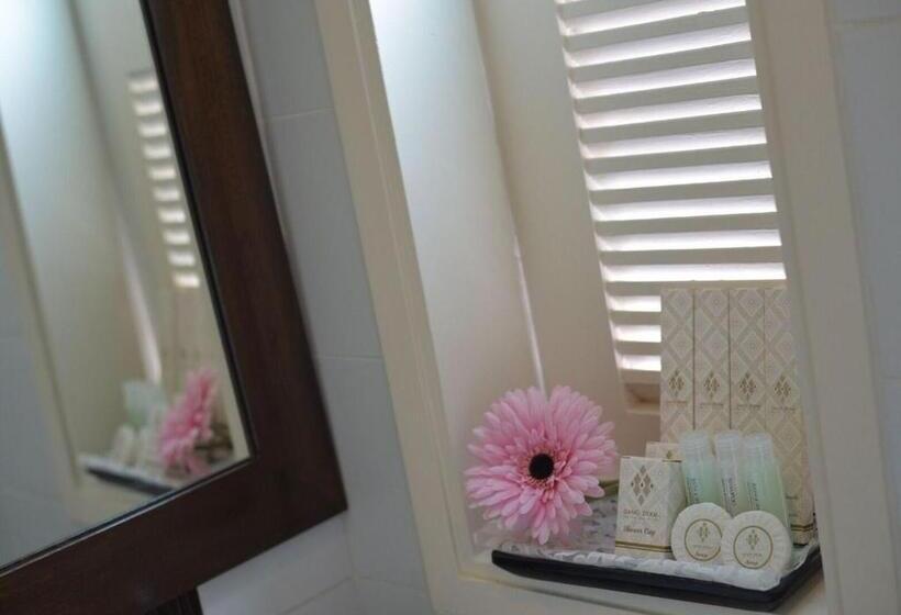 اتاق سوپریور سه تخته, D&d Inn Khaosan