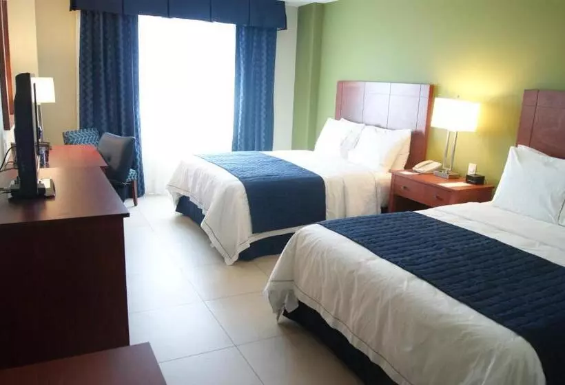 ２ダブルベッドのスタンダードルーム, Holiday Inn Express Veracruz Boca Del Rio, An Ihg