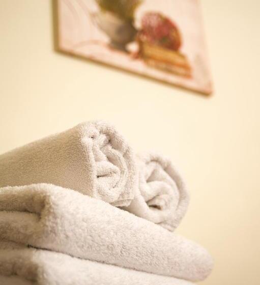 חדר סטנדרט לשלושה, Olympion