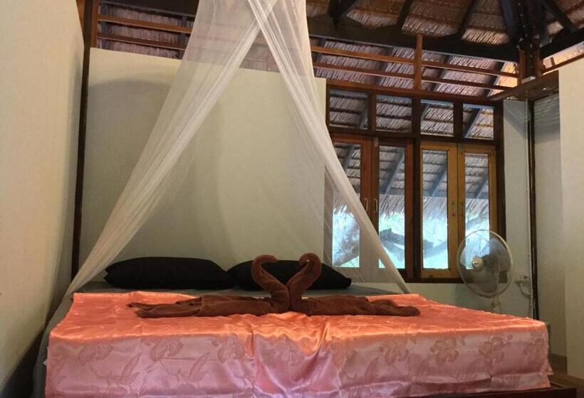 חדר סטנדרט נוף לגינה, Cashew Nut Bungalow, Ko Mook