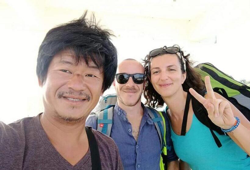 كوخ قياسي, Cashew Nut Bungalow, Ko Mook