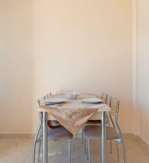 Студия Стандарт Вид на Море, Akrogiali Studios