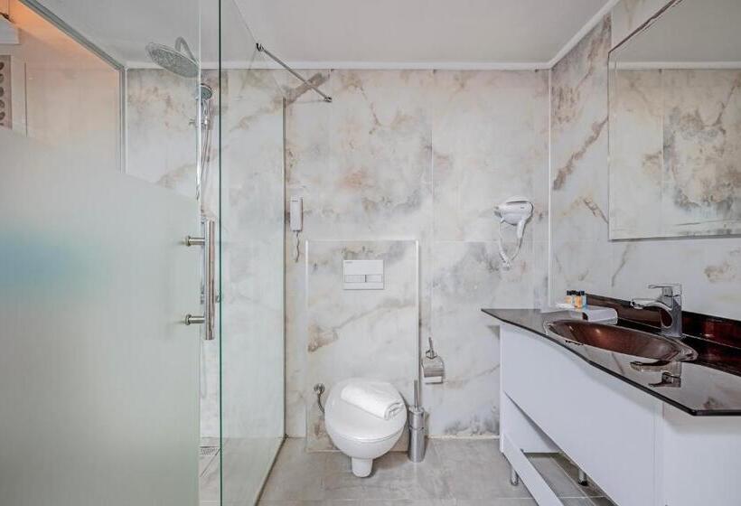 Номер Deluxe с Балконом, Dedeman Kemer Resort Ultra All Inclusive