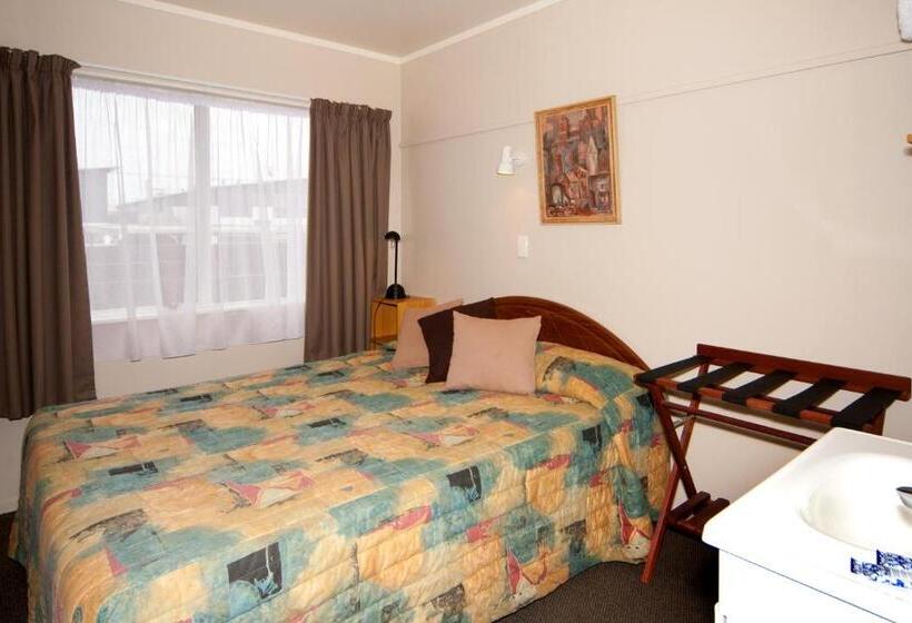 اتاق استاندارد با سرویس بهداشتی مشترک, Seagulls Guesthouse