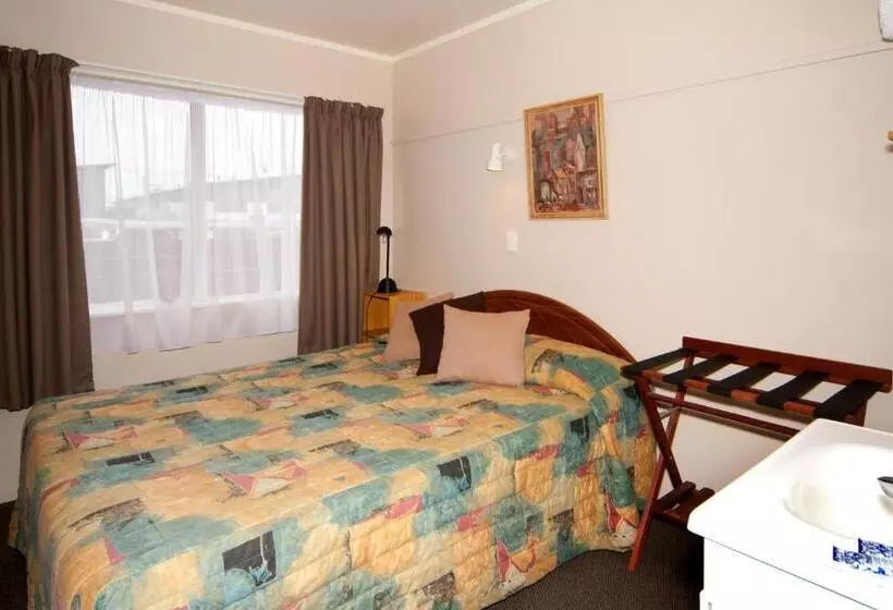 اتاق استاندارد با سرویس بهداشتی مشترک, Seagulls Guesthouse