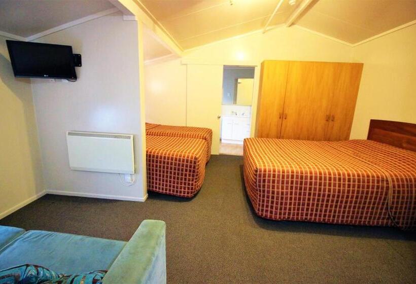 Семейный Номер, Seagulls Guesthouse