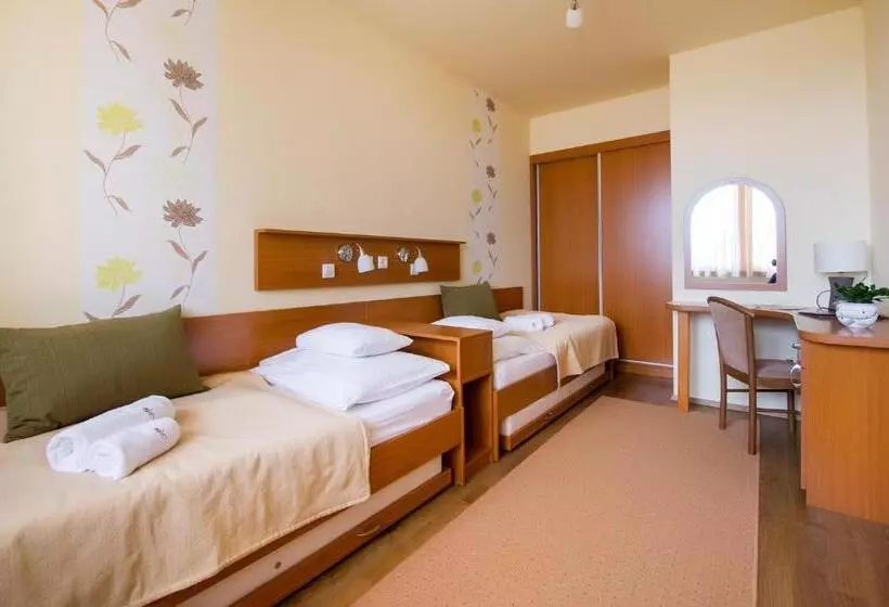 Appartamento 1 Camera da Letto con Balcone, Apartman