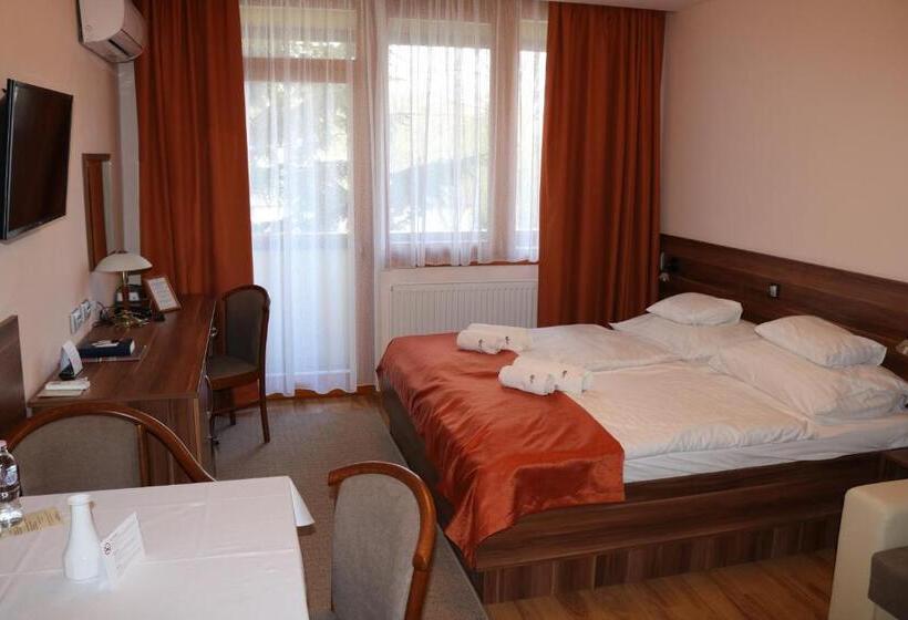 إستوديو سوبيريور, Apartman