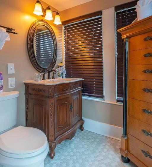 스위트 도시 전망, Victorian House Bed And Breakfast