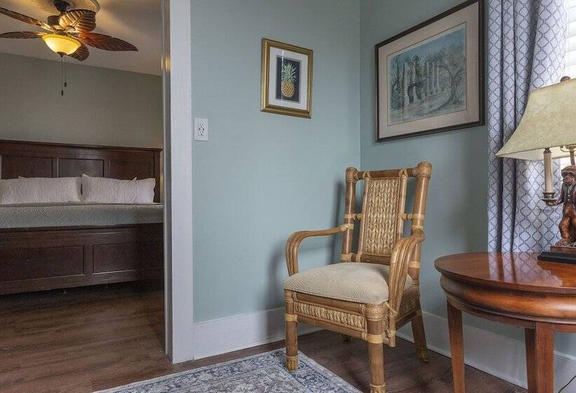 디럭스 스위트, Victorian House Bed And Breakfast