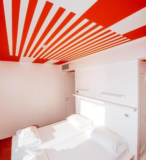 Номер Стандарт, Boutique Hostel Forum