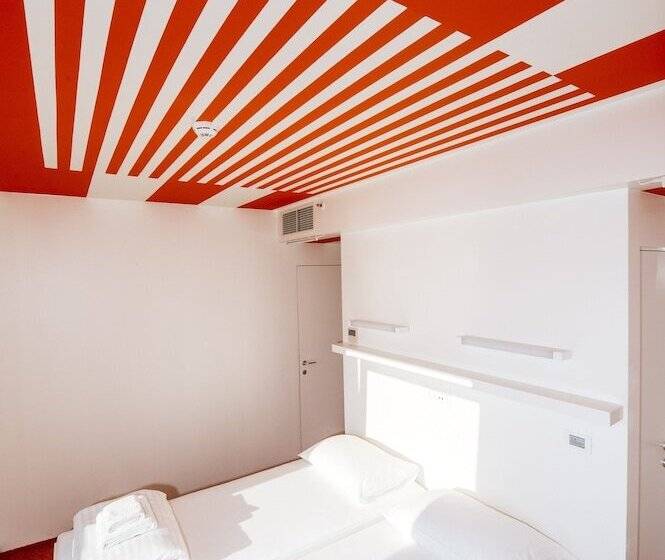 Номер Стандарт, Boutique Hostel Forum