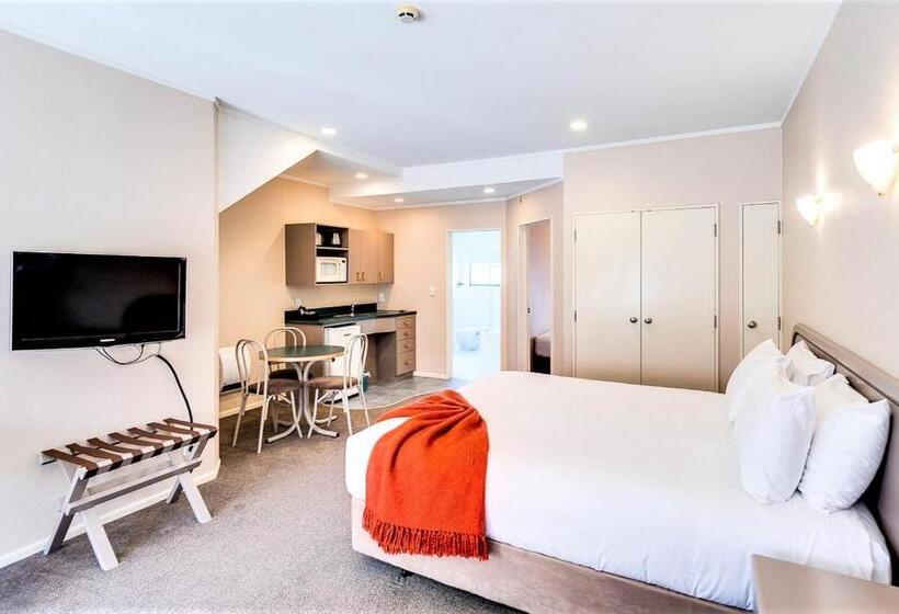 דירת חדר, Cumberland Court Motel