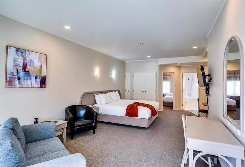 １ベッドルームアパートメント, Cumberland Court Motel