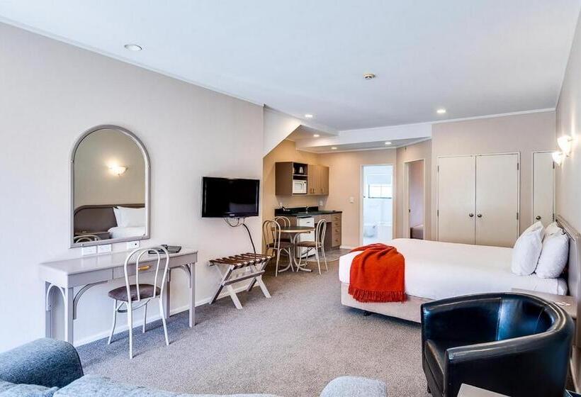 דירת חדר, Cumberland Court Motel