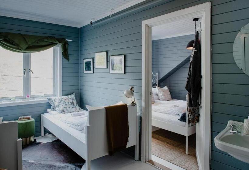 חדר משפחתי נוף להרים, Fjærland Fjordstove Hotell   Huseby Hotelldrift As