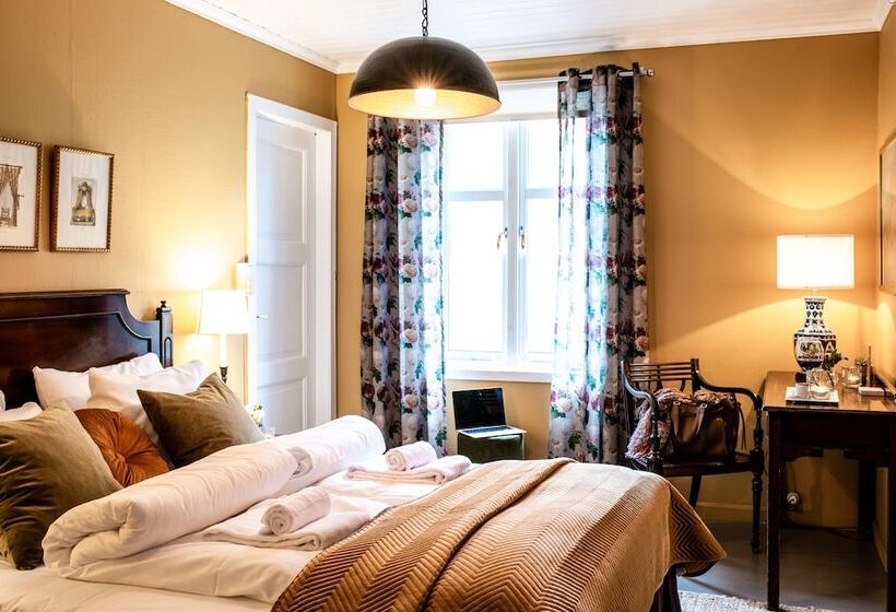 חדר סטנדרט מיטה זוגית, Fjærland Fjordstove Hotell   Huseby Hotelldrift As