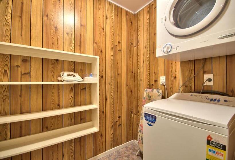 Apartamento 2 Dormitórios, Balmoral Lodge