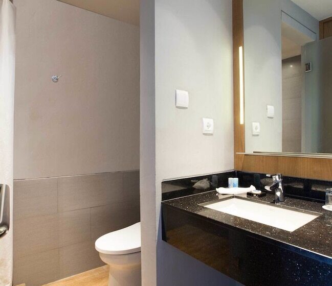 高级大房间, Batiqa Hotel Cirebon