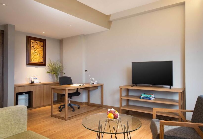 套房, Batiqa Hotel Cirebon