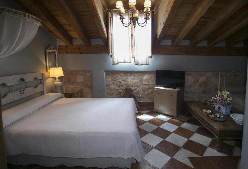 Quarto superior, Boutique Hoces Del Duraton