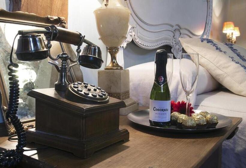 Quarto superior, Boutique Hoces Del Duraton